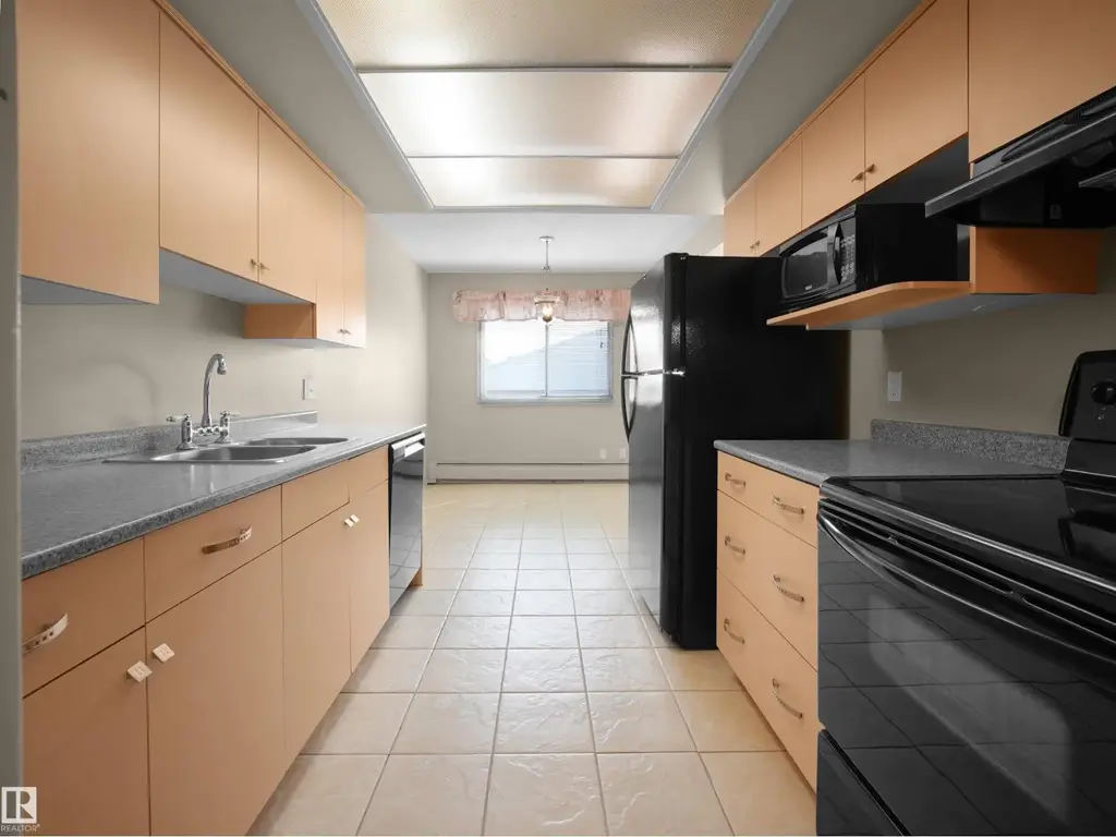 #428 4404 122 St Nw, Edmonton